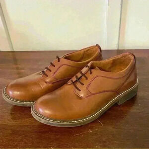 Brand new Florsheim boys shoes size 2 1/2